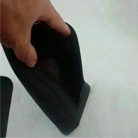 Guess wallet - Picture 3 of 12